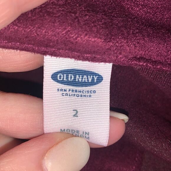 OLD NAVY maroon suede-like mini skirt 2 - Picture 4 of 6